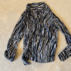 Rachel Zoe 100% silk blouse shirt with tie collar- size 10